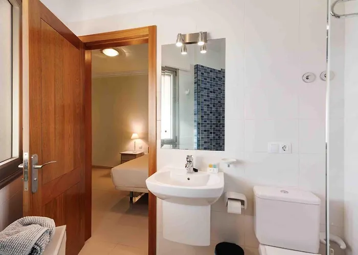 Happy Holidays Pool Private