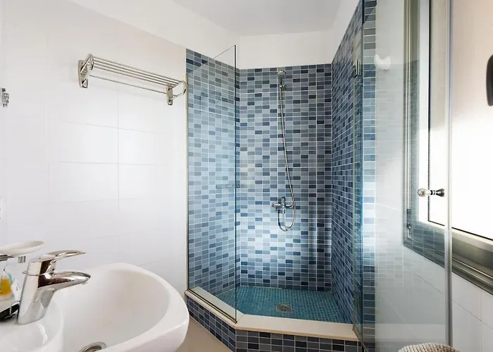 Happy Holidays Pool Private *